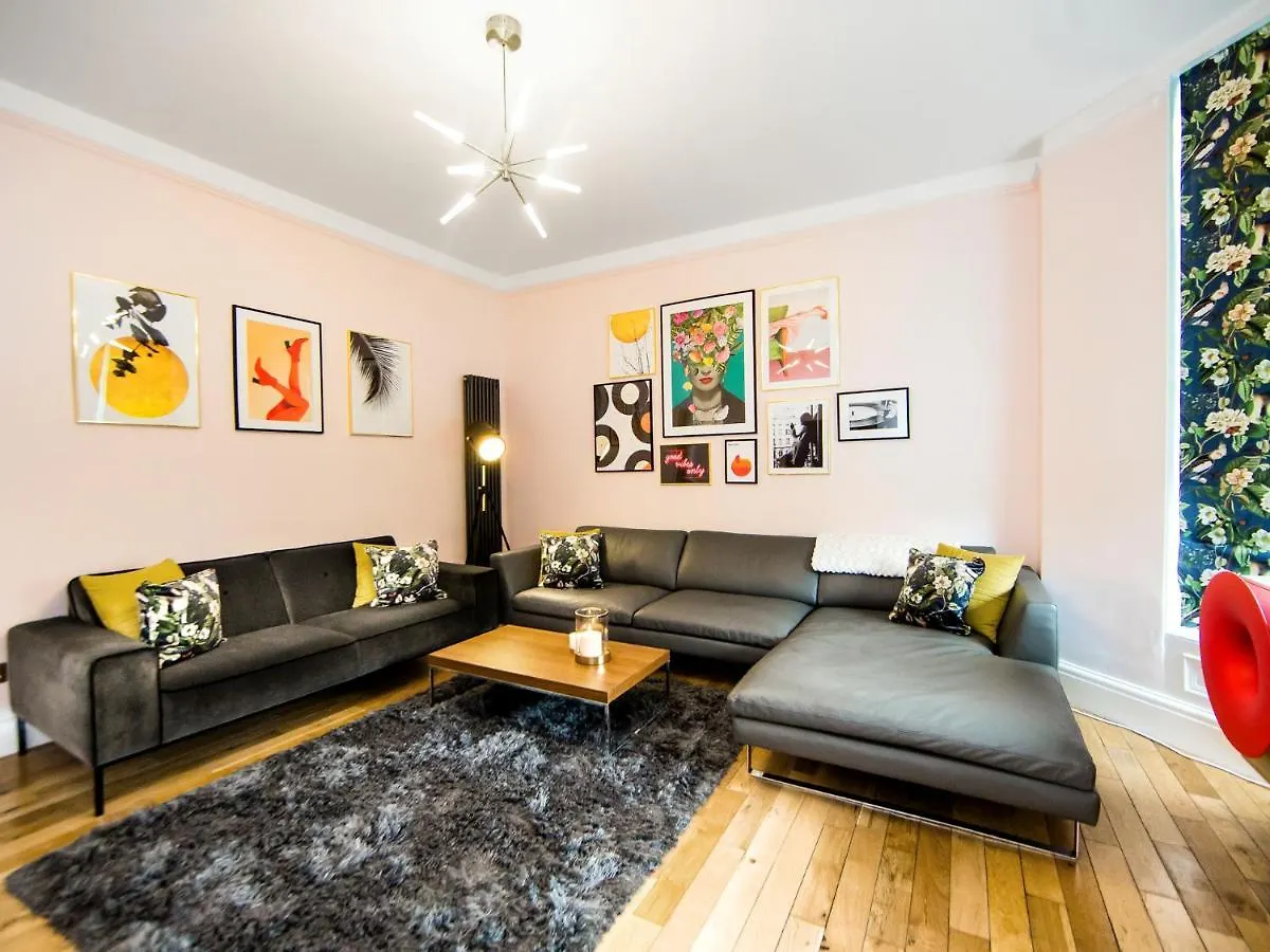 Maison Parfaite Hg1 - 2 Luxury Apartments With Parking Space - In Town Centre Harrogate