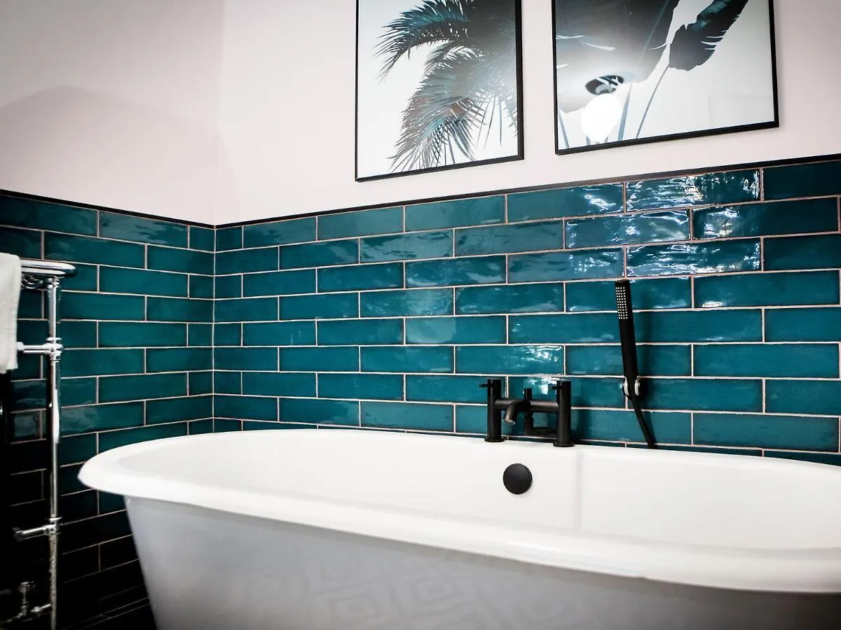 Maison Parfaite Hg1 - 2 Luxury Apartments With Parking Space - In Town Centre Harrogate