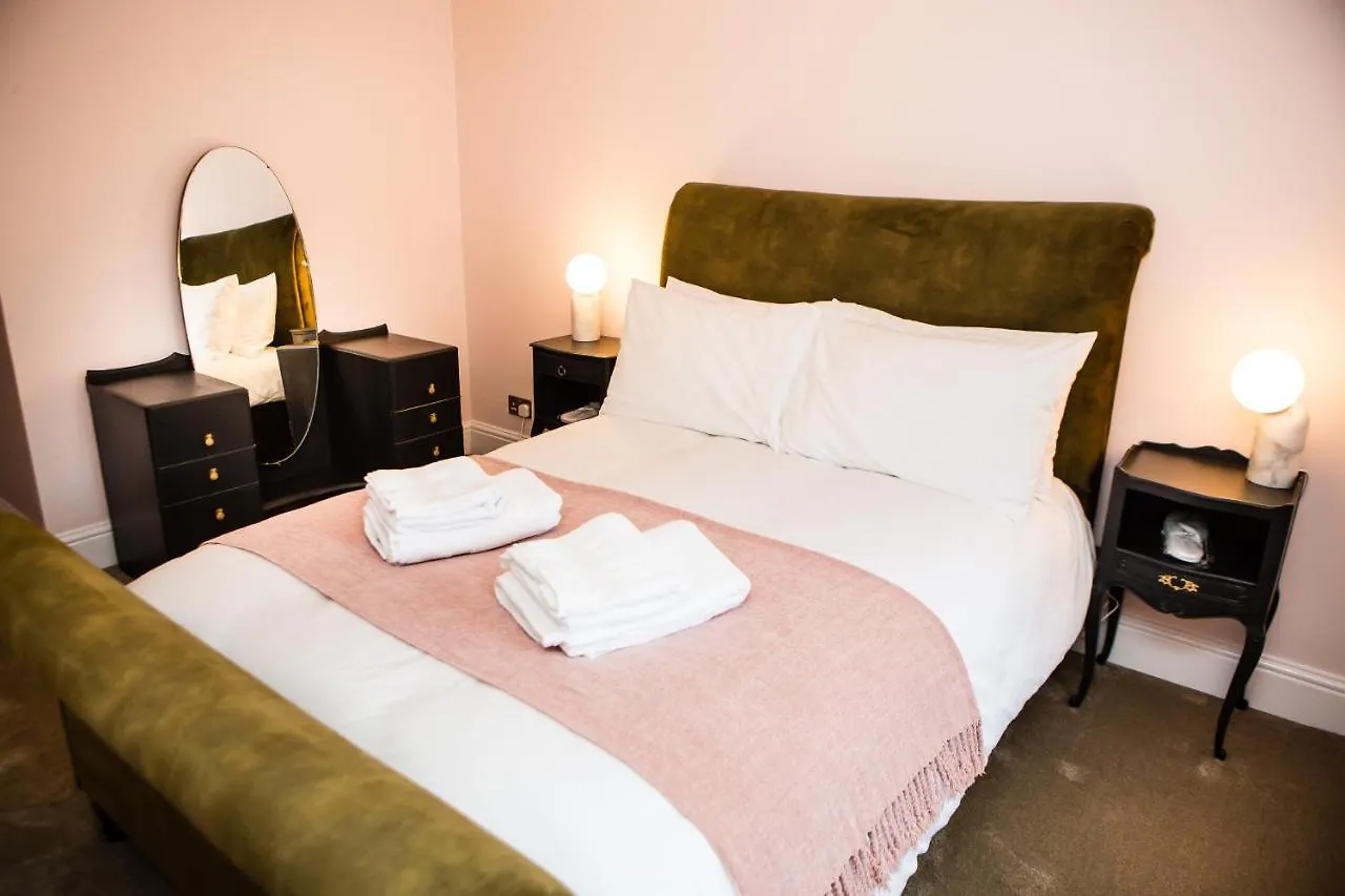 Maison Parfaite Hg1 - 2 Luxury Apartments With Parking Space - In Town Centre Harrogate
