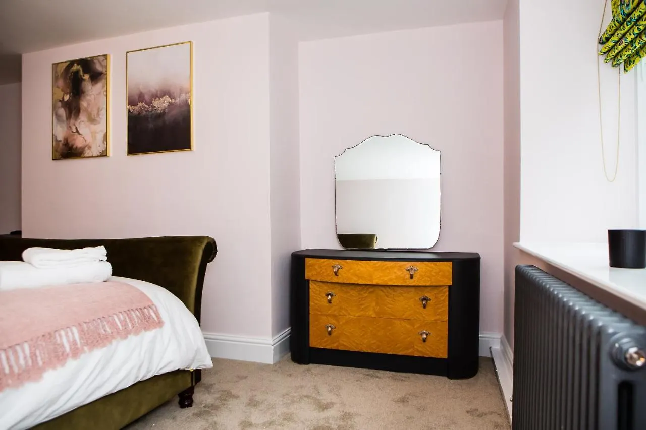 Maison Parfaite Hg1 - 2 Luxury Apartments With Parking Space - In Town Centre Harrogate