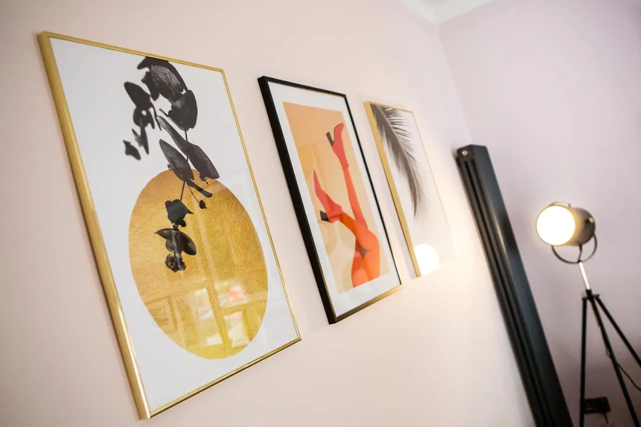 Maison Parfaite Hg1 - 2 Luxury Apartments With Parking Space - In Town Centre Harrogate