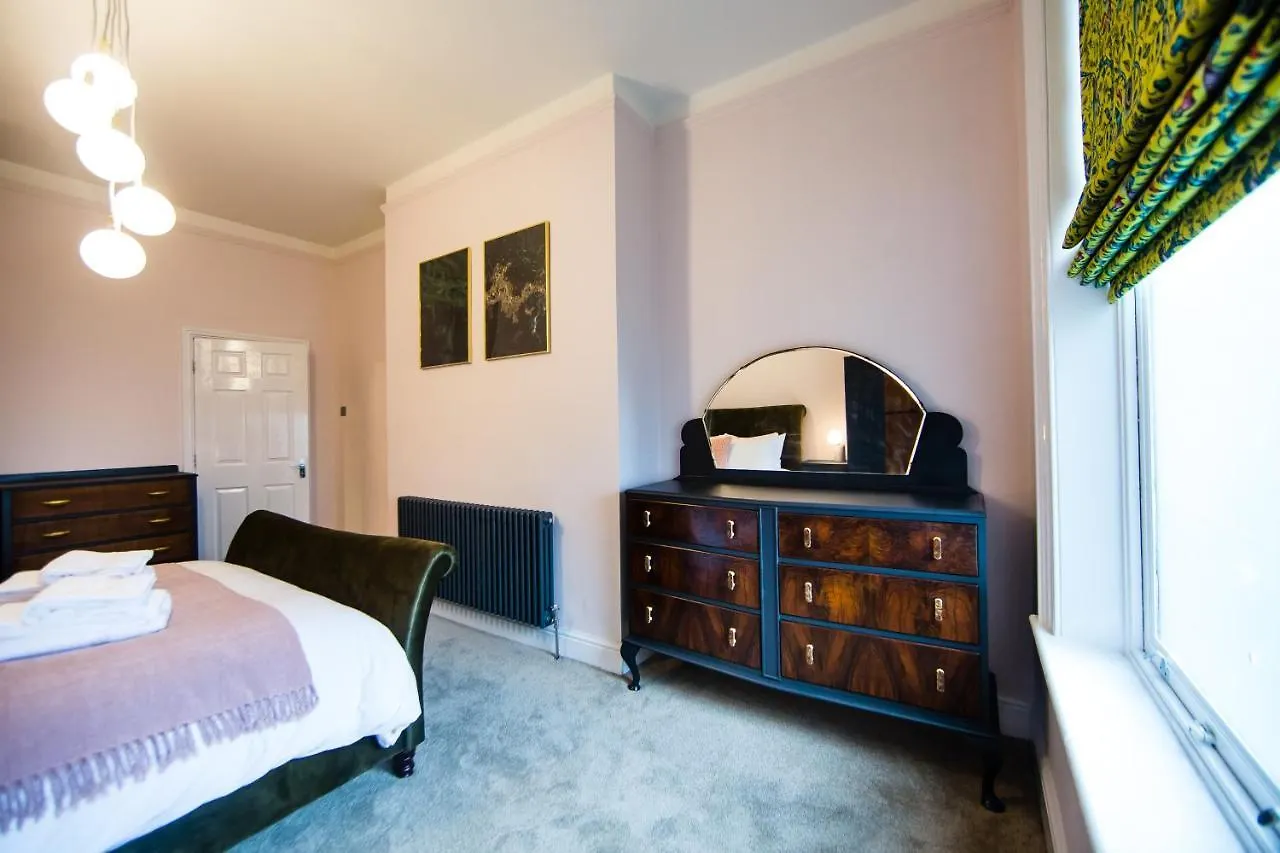 Maison Parfaite Hg1 - 2 Luxury Apartments With Parking Space - In Town Centre Harrogate 0*,  Royaume-Uni