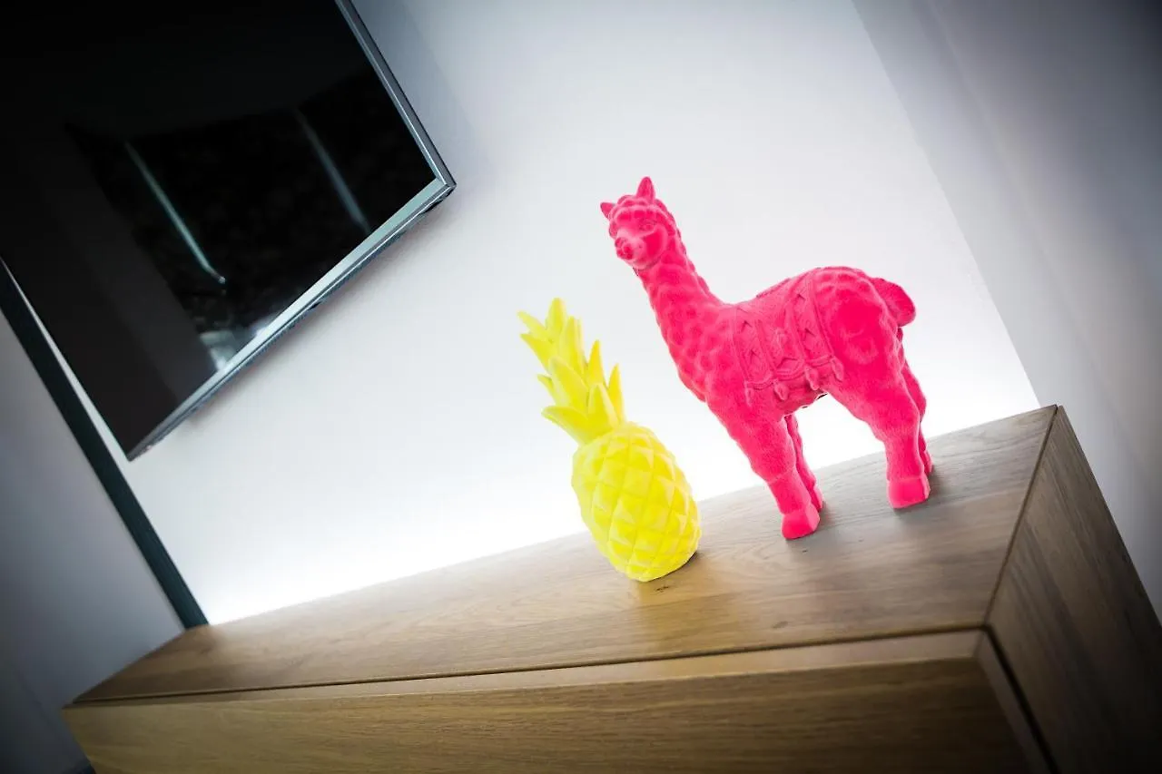 Maison Parfaite Hg1 - 2 Luxury Apartments With Parking Space - In Town Centre Harrogate