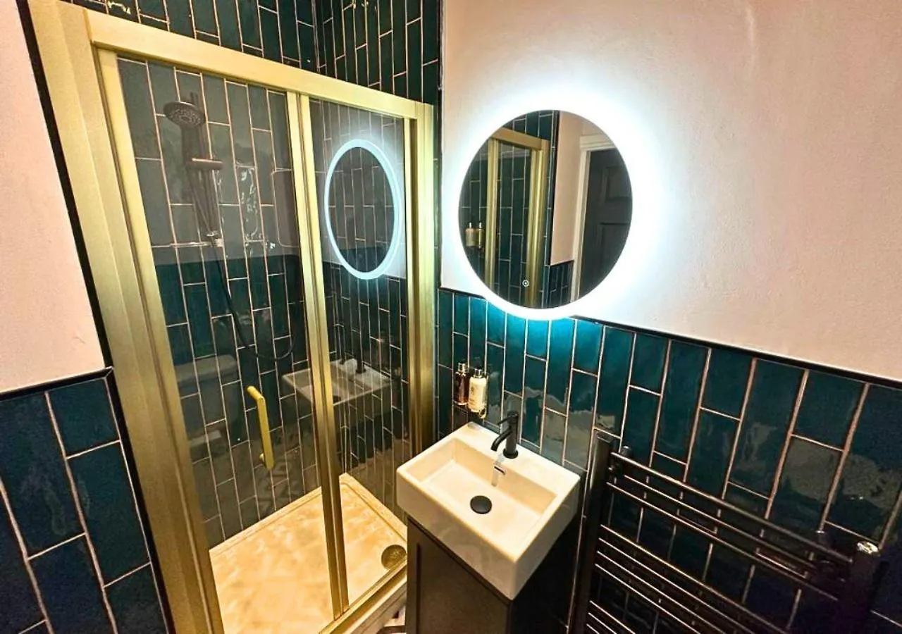 Maison Parfaite Hg1 - 2 Luxury Apartments With Parking Space - In Town Centre Harrogate